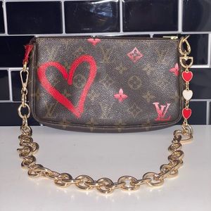 Custom Authentic Louis Vuitton Pochette Accessoires